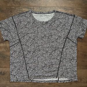 LOFT | Lou & Grey Top stitch cheetah print jersey tee NWOT